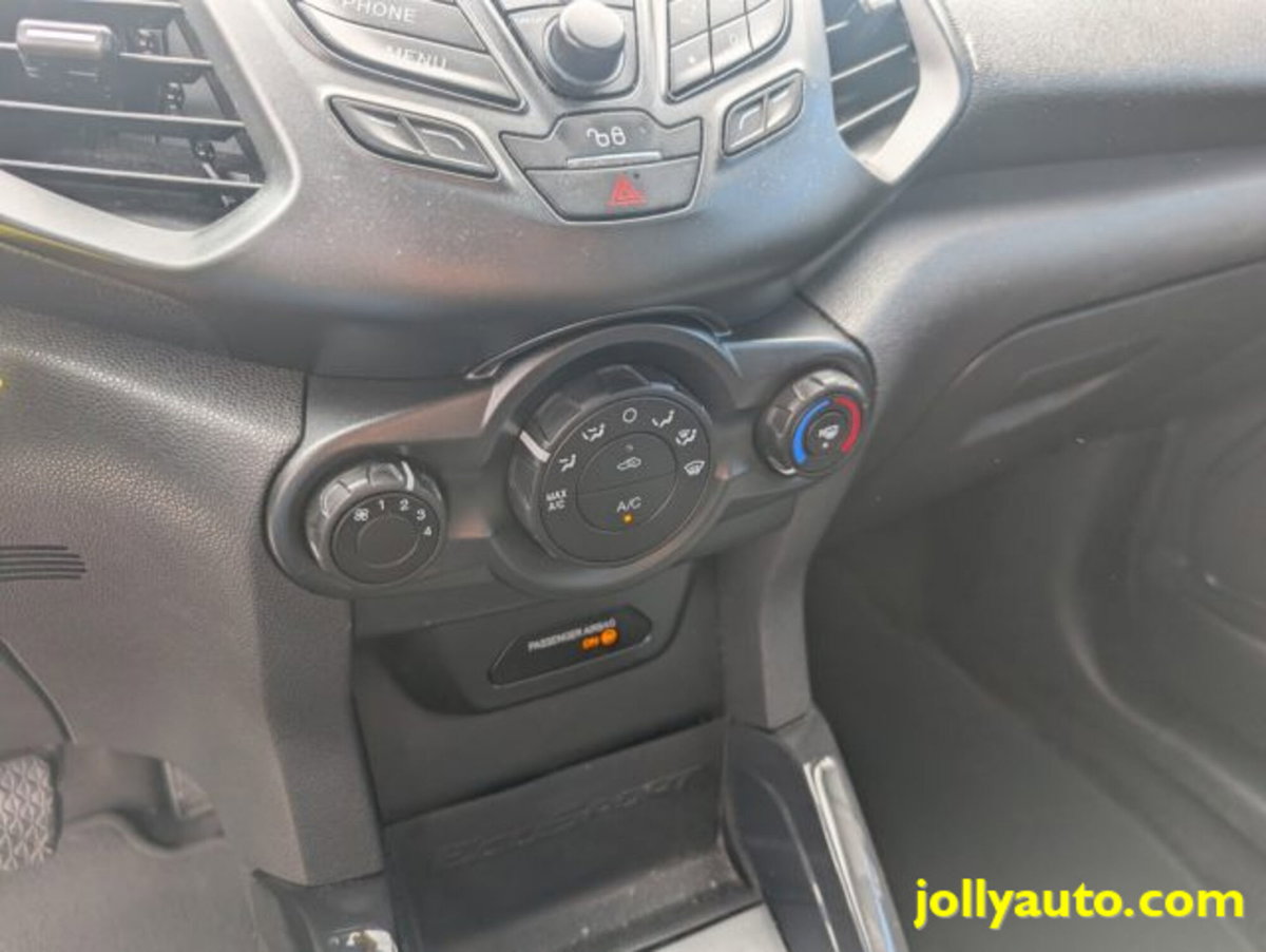 Ford EcoSport 1.5 TDCi 95 CV Titanium S (11)