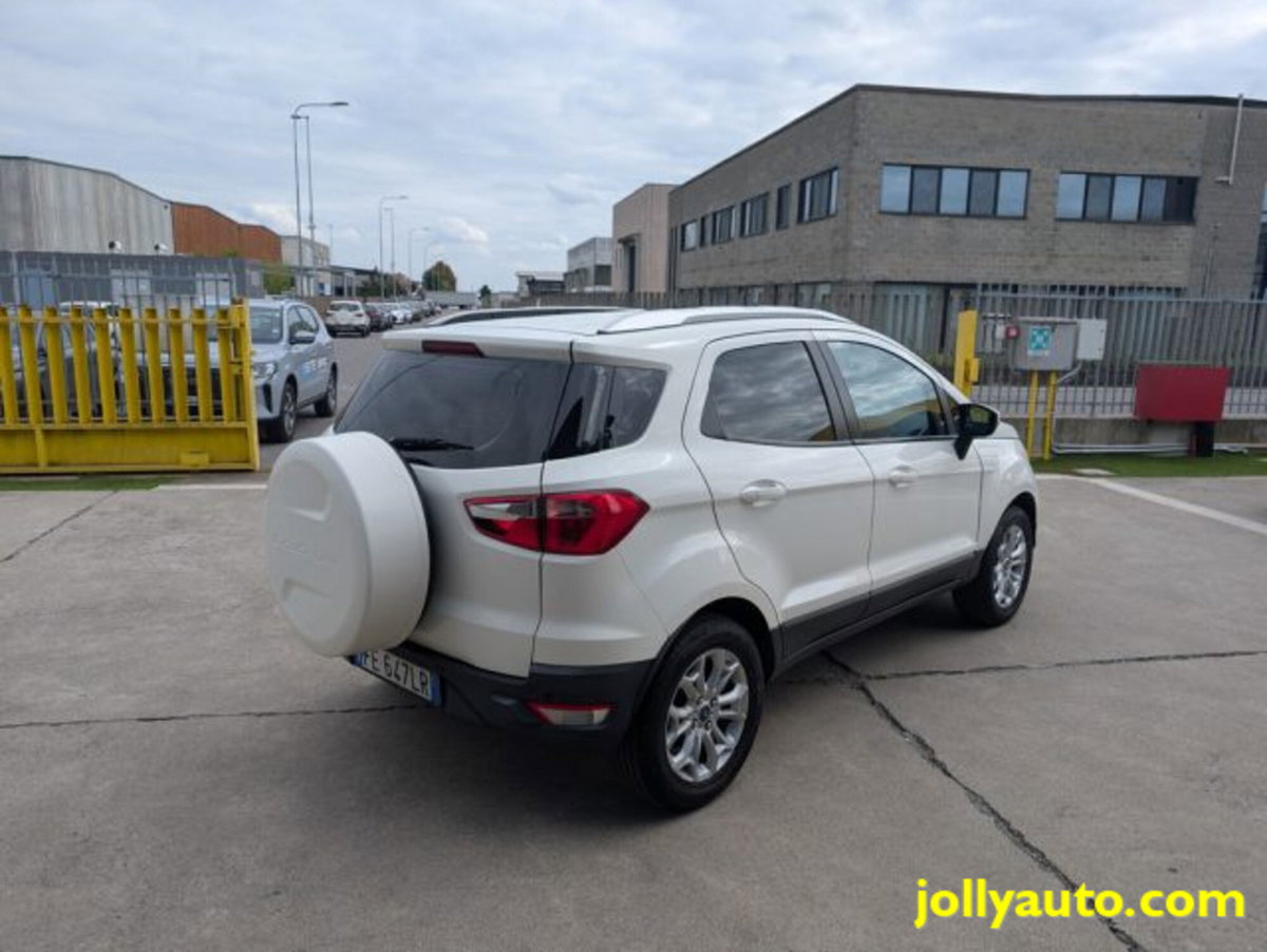 Ford EcoSport 1.5 TDCi 95 CV Titanium S (5)