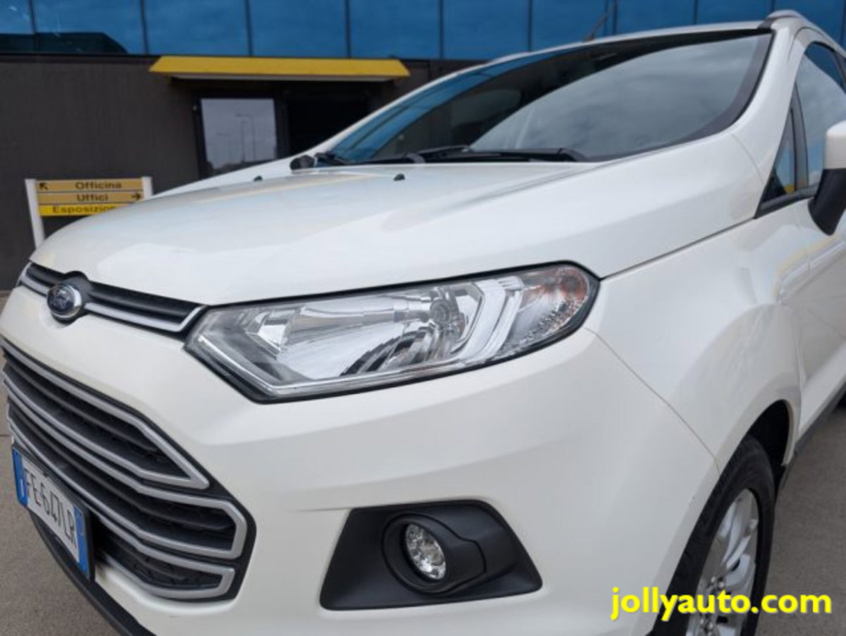 Ford EcoSport 1.5 TDCi 95 CV Titanium S (8)