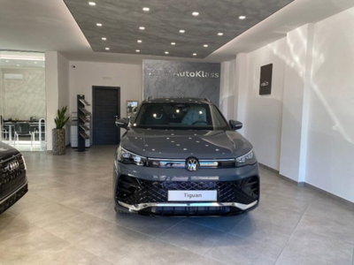 Volkswagen Tiguan 2.0 tdi R-Line 150cv dsg (2)