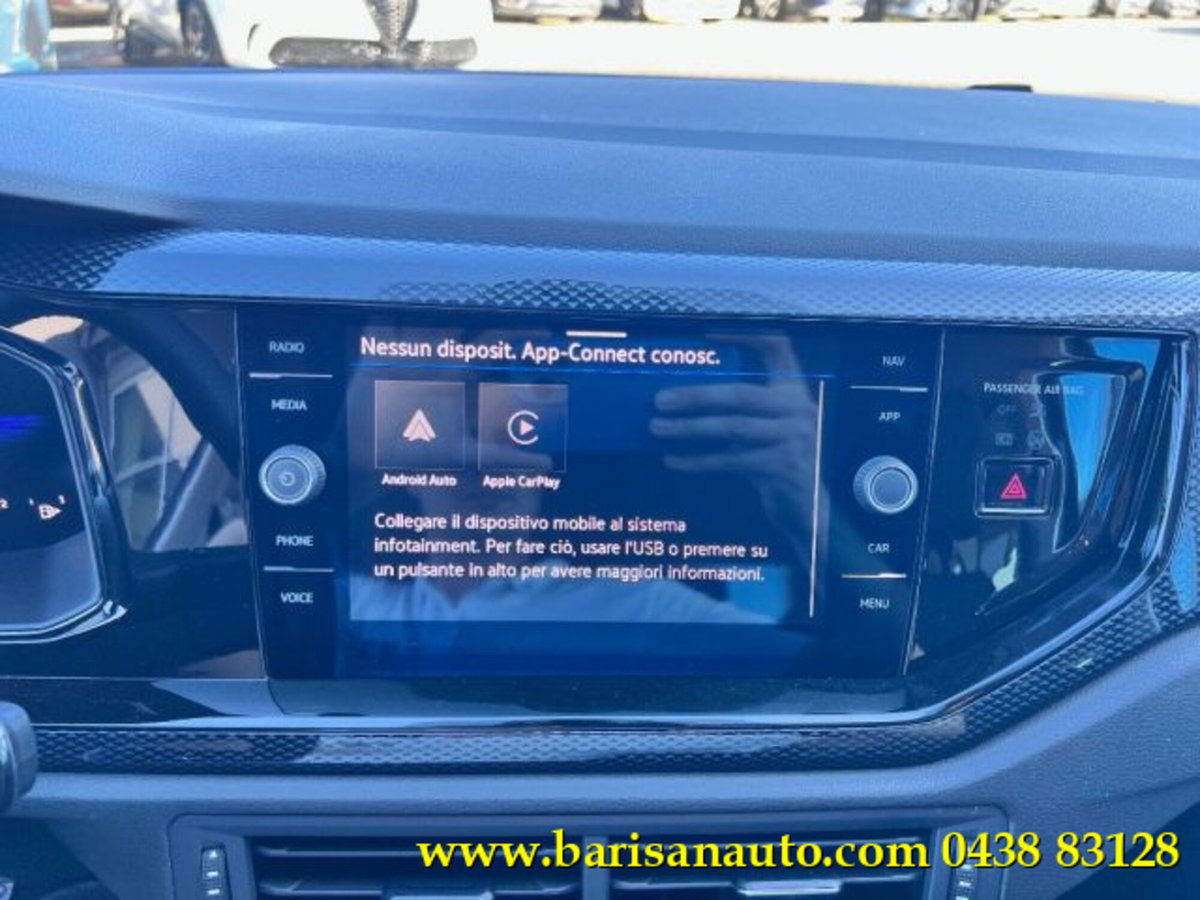 Volkswagen Polo 1.0 Edition 80cv (11)