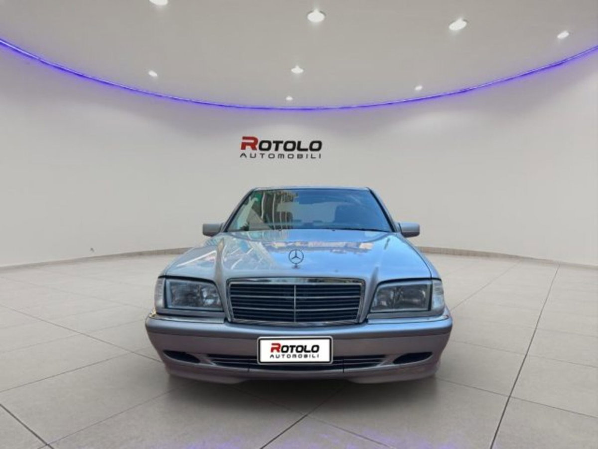 Mercedes-Benz Classe C 180 cat Elegance (2)