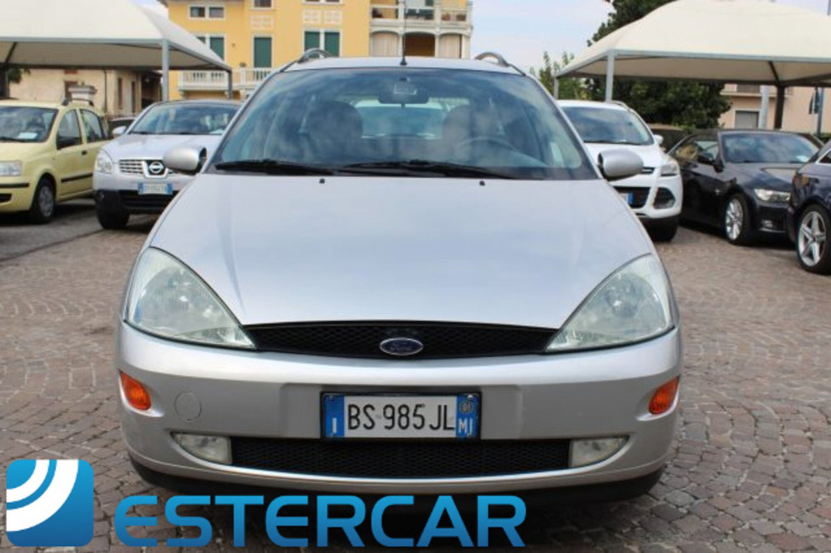Ford Focus Station Wagon 1.6i 16V cat SW Ghia (5)