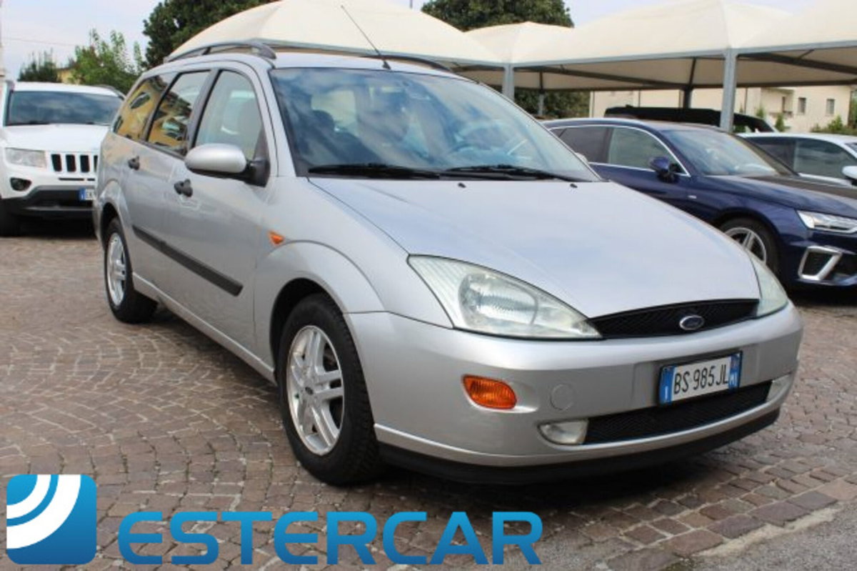 Ford Focus Station Wagon 1.6i 16V cat SW Ghia (7)