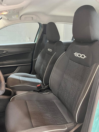Fiat 600 1.2 hybrid 110cv auto (17)