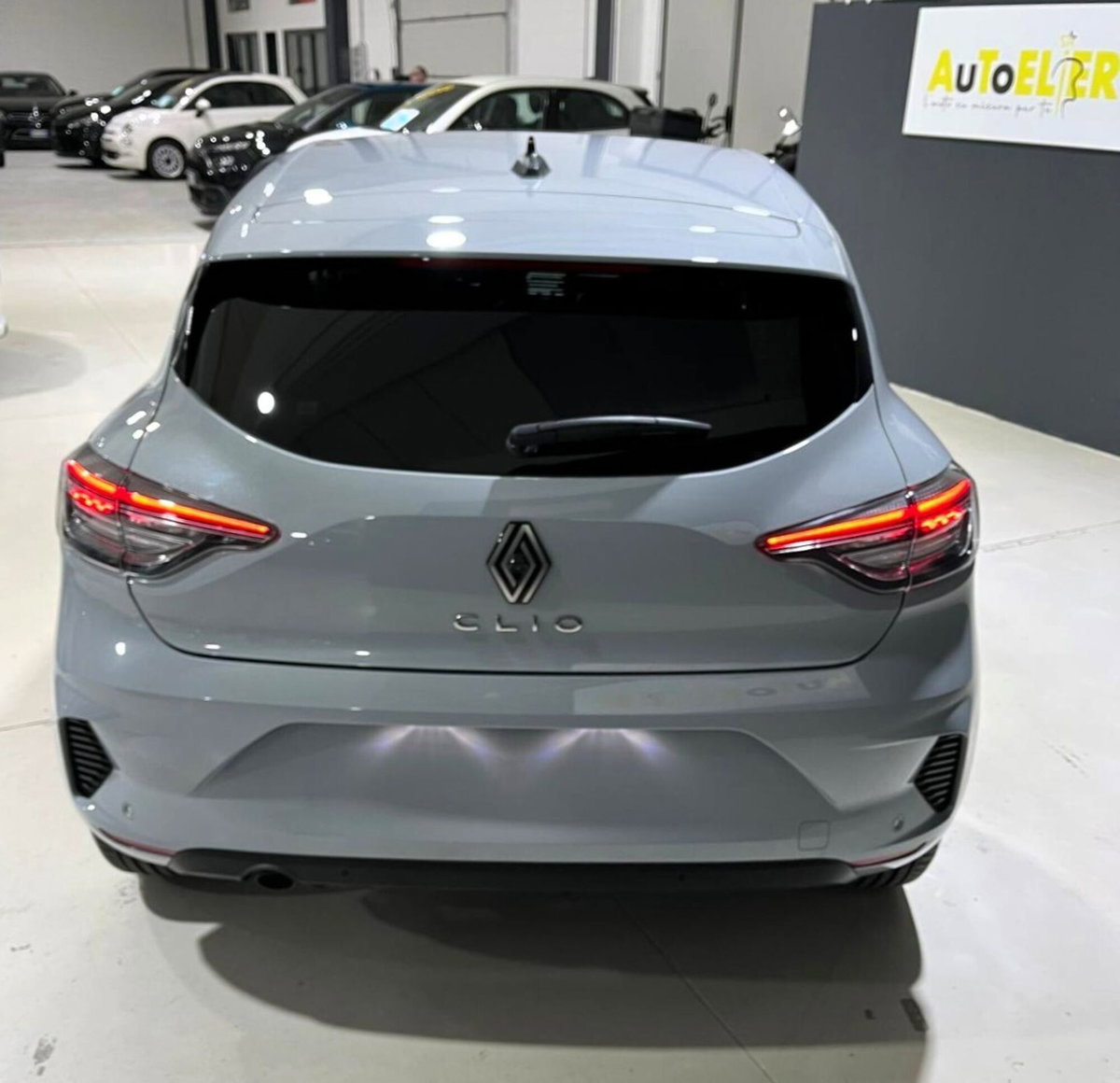 Renault Clio Blue dCi 100 CV 5 porte Evolution (8)