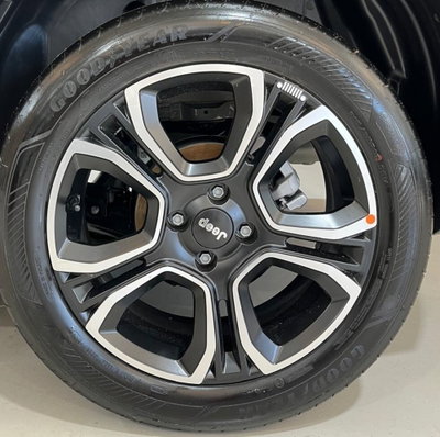 Jeep Avenger 1.2 turbo Summit fwd 100cv (11)