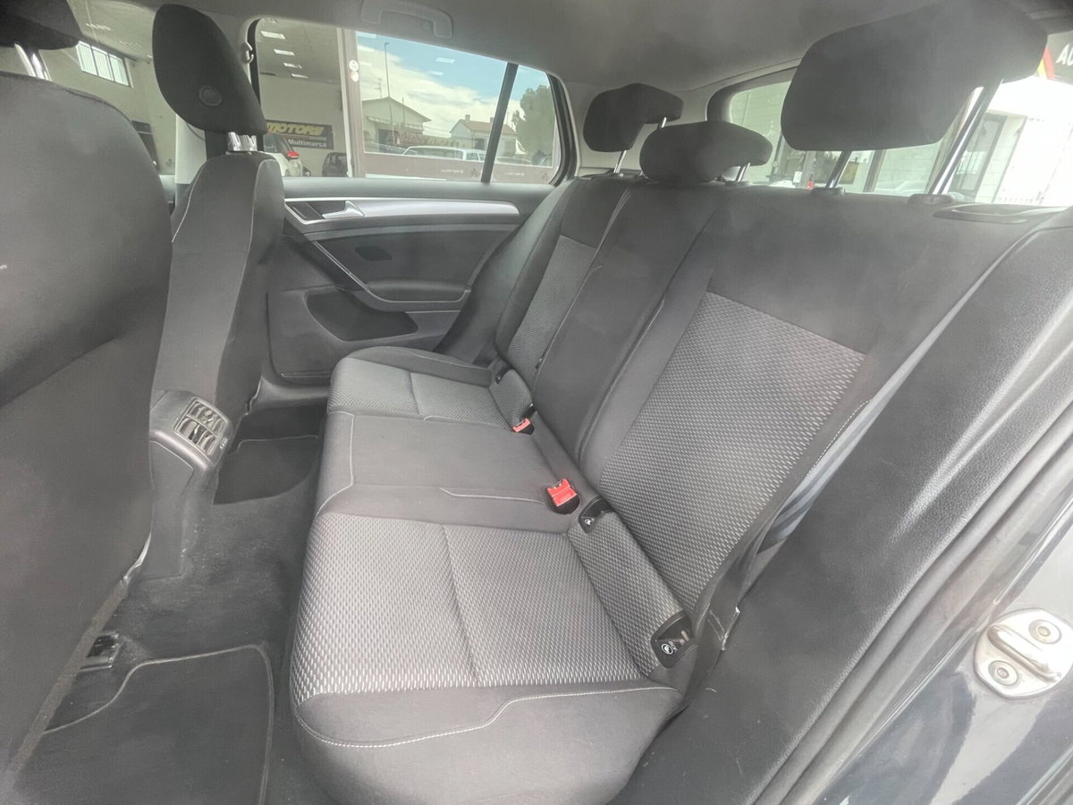 Volkswagen Golf 1.6 TDI 90 CV 5p. Trendline BlueMotion Technology (10)