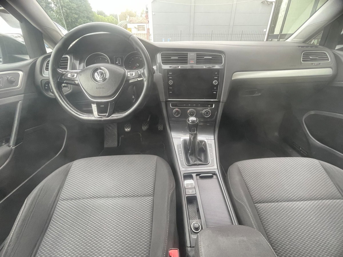 Volkswagen Golf 1.6 TDI 90 CV 5p. Trendline BlueMotion Technology (11)