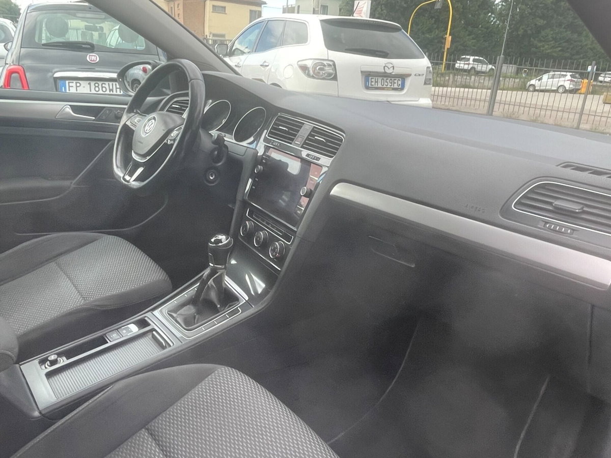 Volkswagen Golf 1.6 TDI 90 CV 5p. Trendline BlueMotion Technology (13)