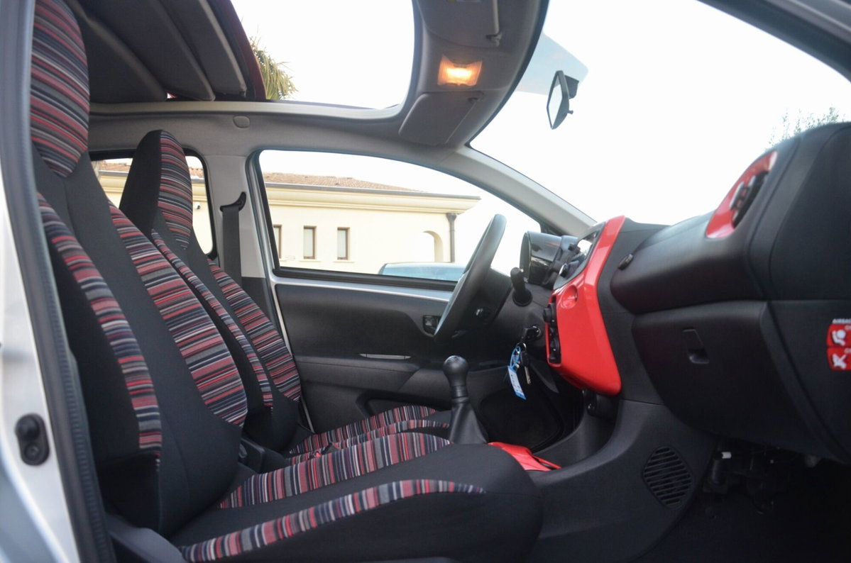 Citroen C1 Airscape C1 Airscape 1.2 VTi 82 5 porte Shine (15)