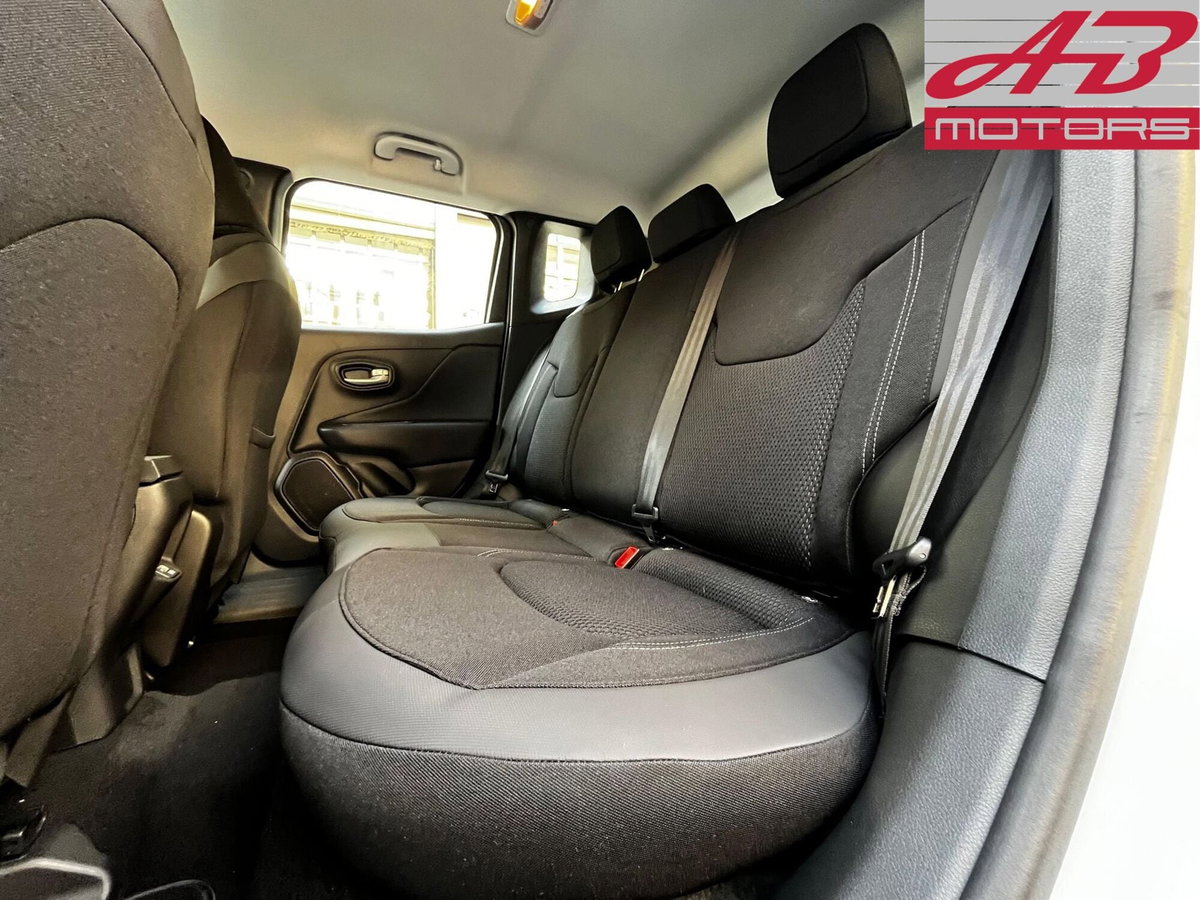Jeep Renegade 1.5 turbo t4 mhev Altitude 2wd dct (11)