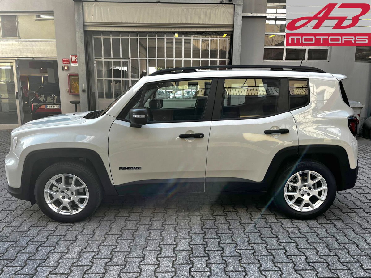 Jeep Renegade 1.5 turbo t4 mhev Altitude 2wd dct (8)