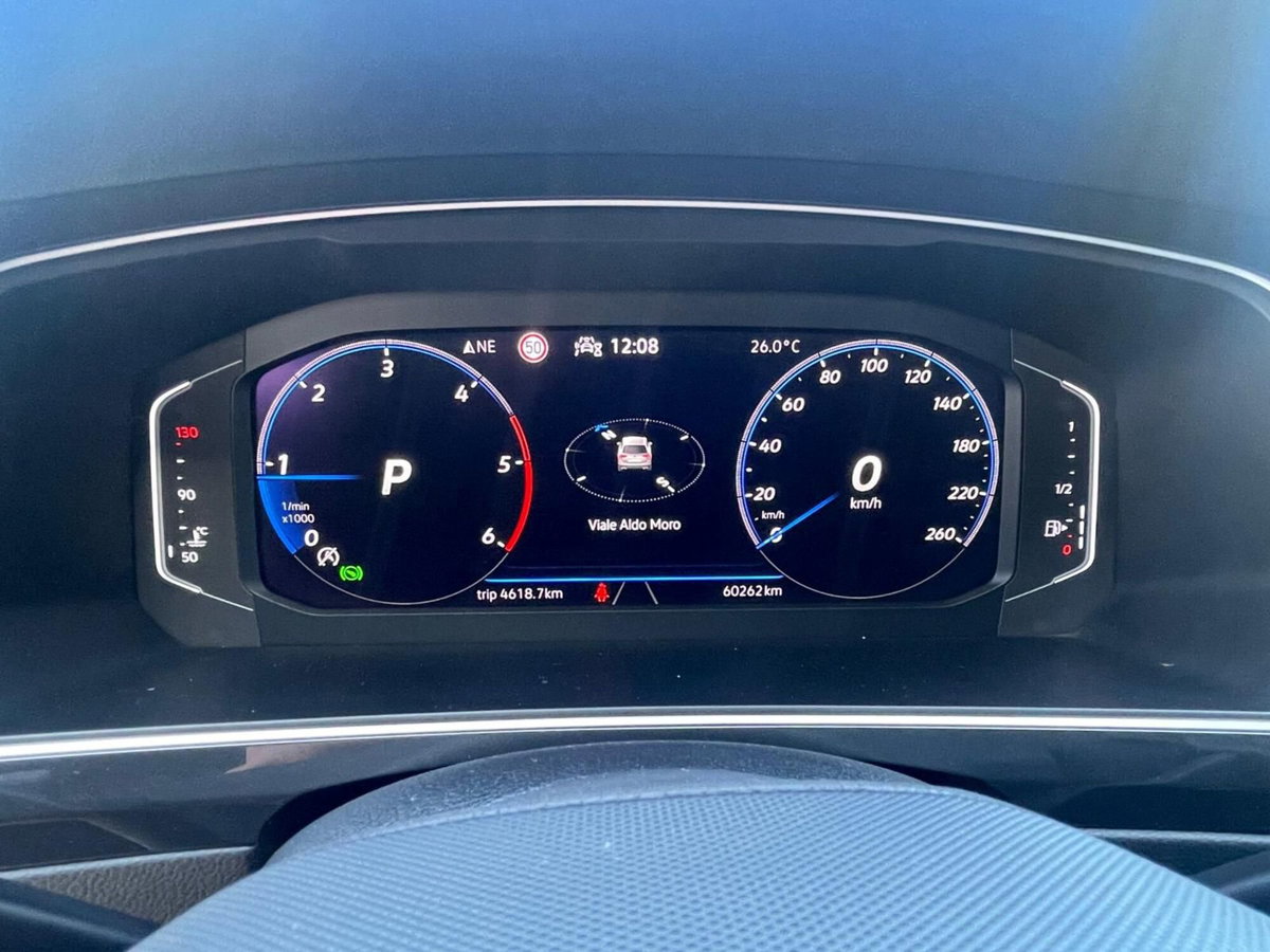 Volkswagen Tiguan 2.0 TDI 150 CV SCR DSG 4MOTION R-Line (5)