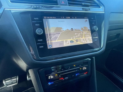 Volkswagen Tiguan 2.0 TDI 150 CV SCR DSG 4MOTION R-Line (6)