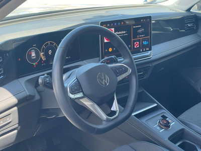 Volkswagen Tiguan 2.0 tdi Edition 150cv dsg (9)
