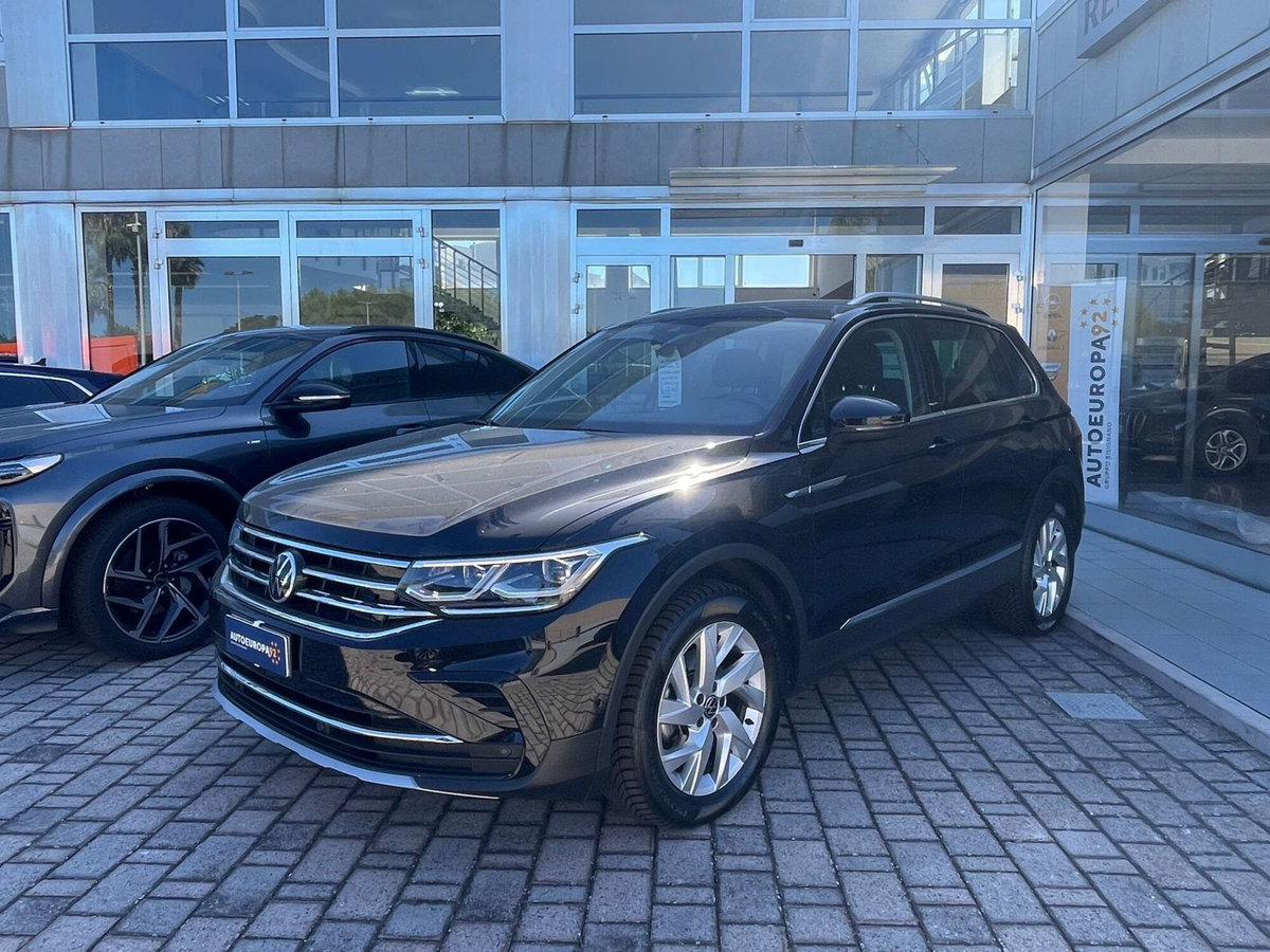 Volkswagen Tiguan 2.0 TDI 150 CV SCR DSG 4MOTION Elegance