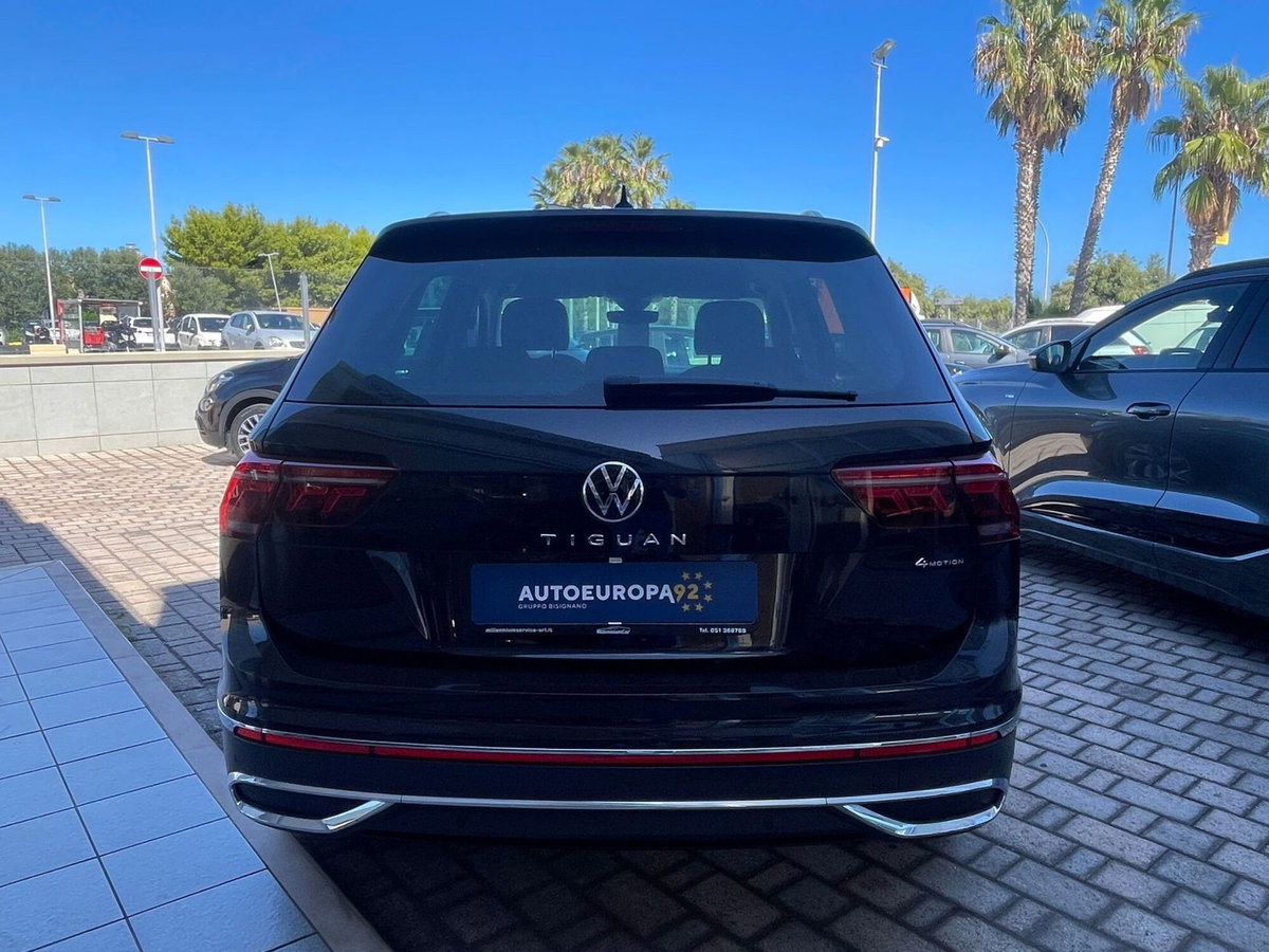 Volkswagen Tiguan 2.0 TDI 150 CV SCR DSG 4MOTION Elegance (4)