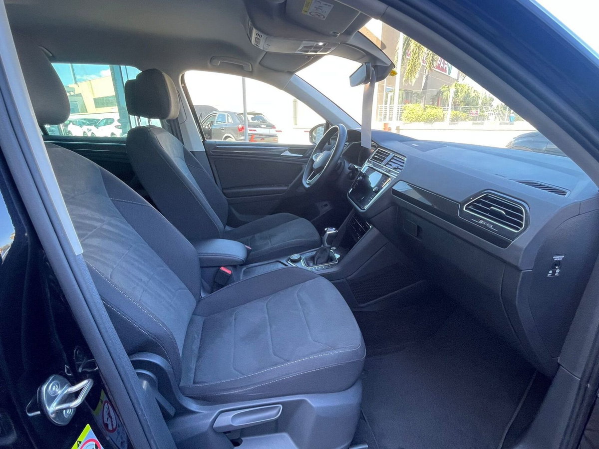 Volkswagen Tiguan 2.0 TDI 150 CV SCR DSG 4MOTION Elegance (6)