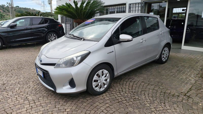 Toyota Yaris 1.5 Hybrid 5 porte Lounge