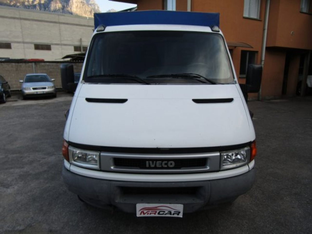 Iveco Daily Telaio 35C12P 2.3 Hpi PM-RG Cabinato (2)