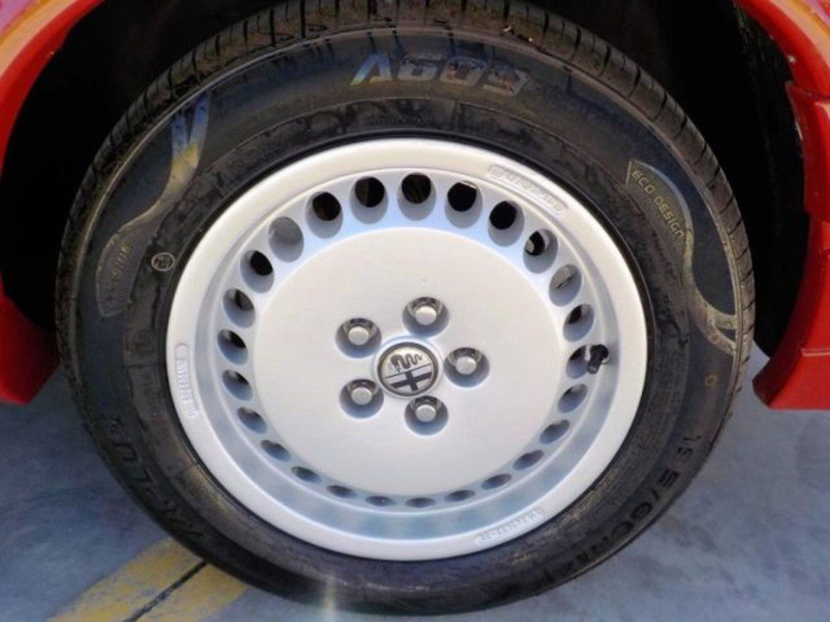 Alfa Romeo 75 1.8i turbo America (15)