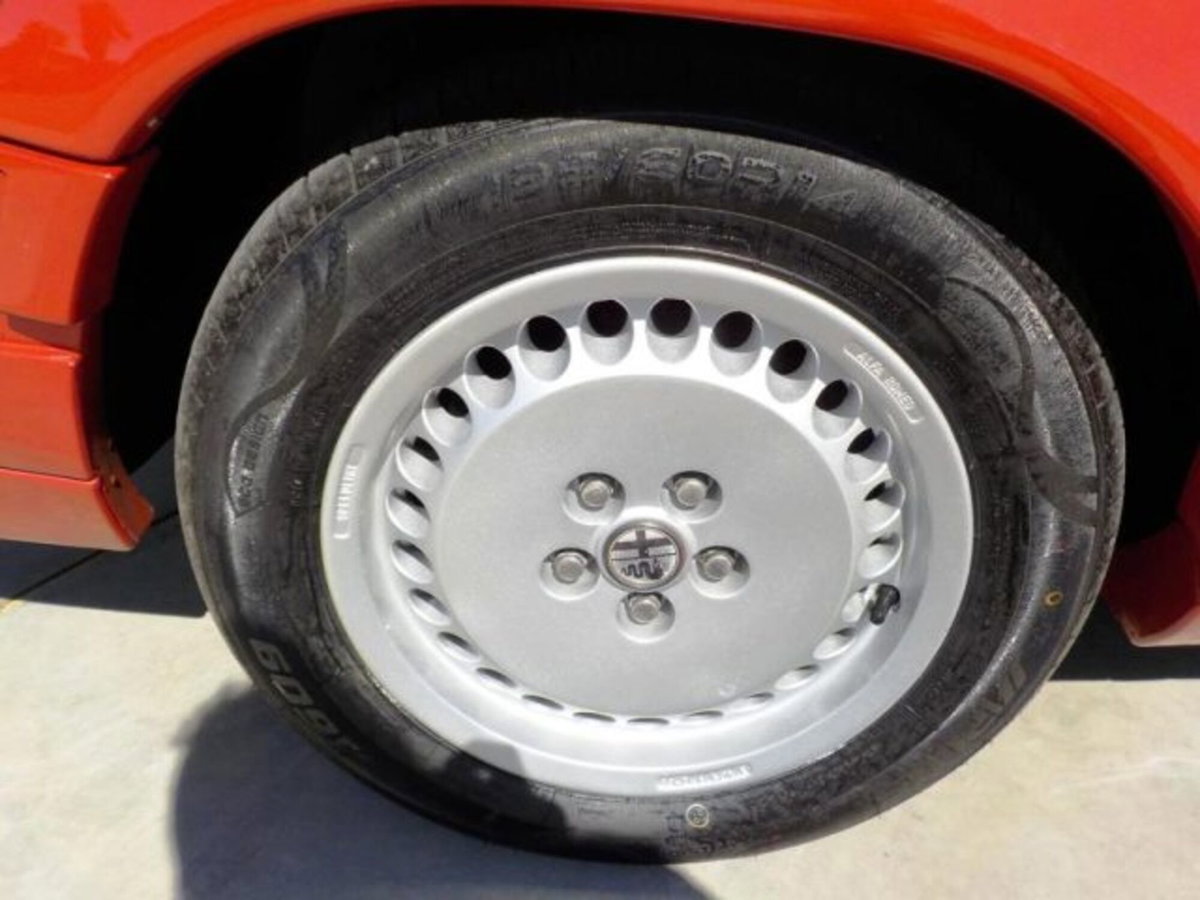 Alfa Romeo 75 1.8i turbo America (18)