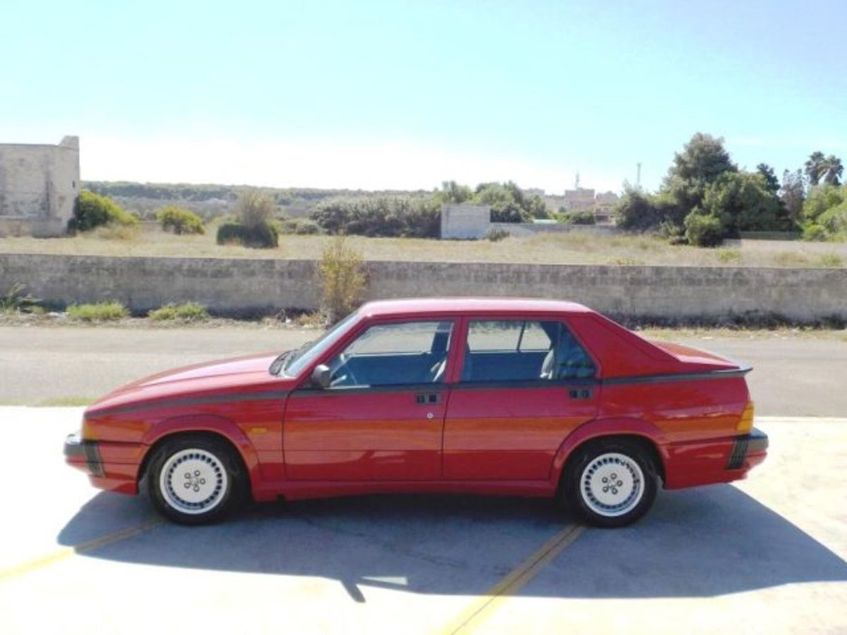 Alfa Romeo 75 1.8i turbo America (7)