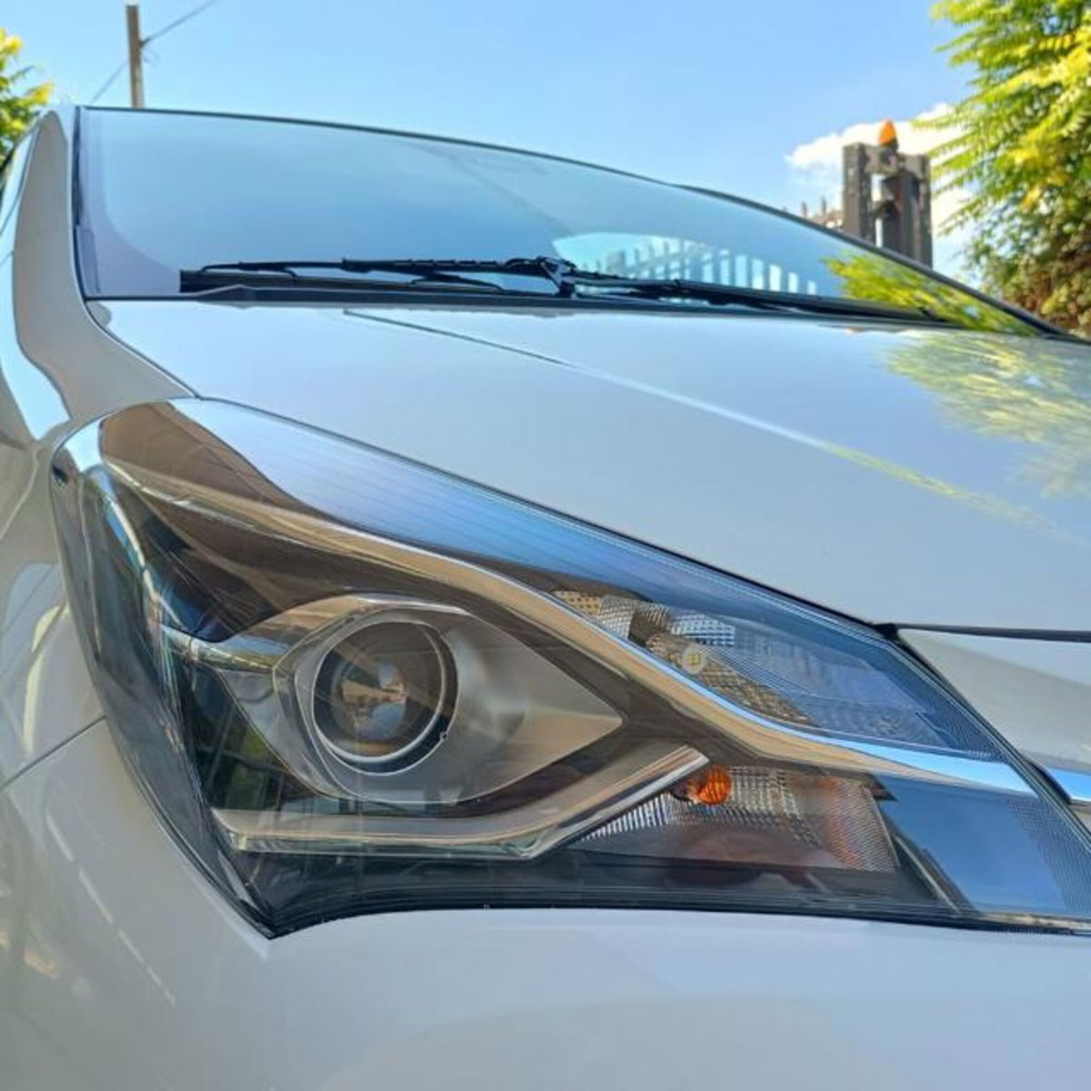 Toyota Yaris 1.5 Hybrid 5 porte Cool (4)