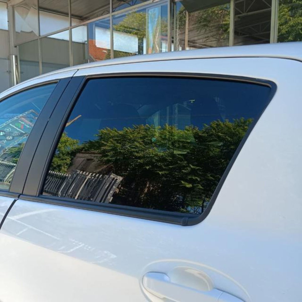 Toyota Yaris 1.5 Hybrid 5 porte Cool (7)