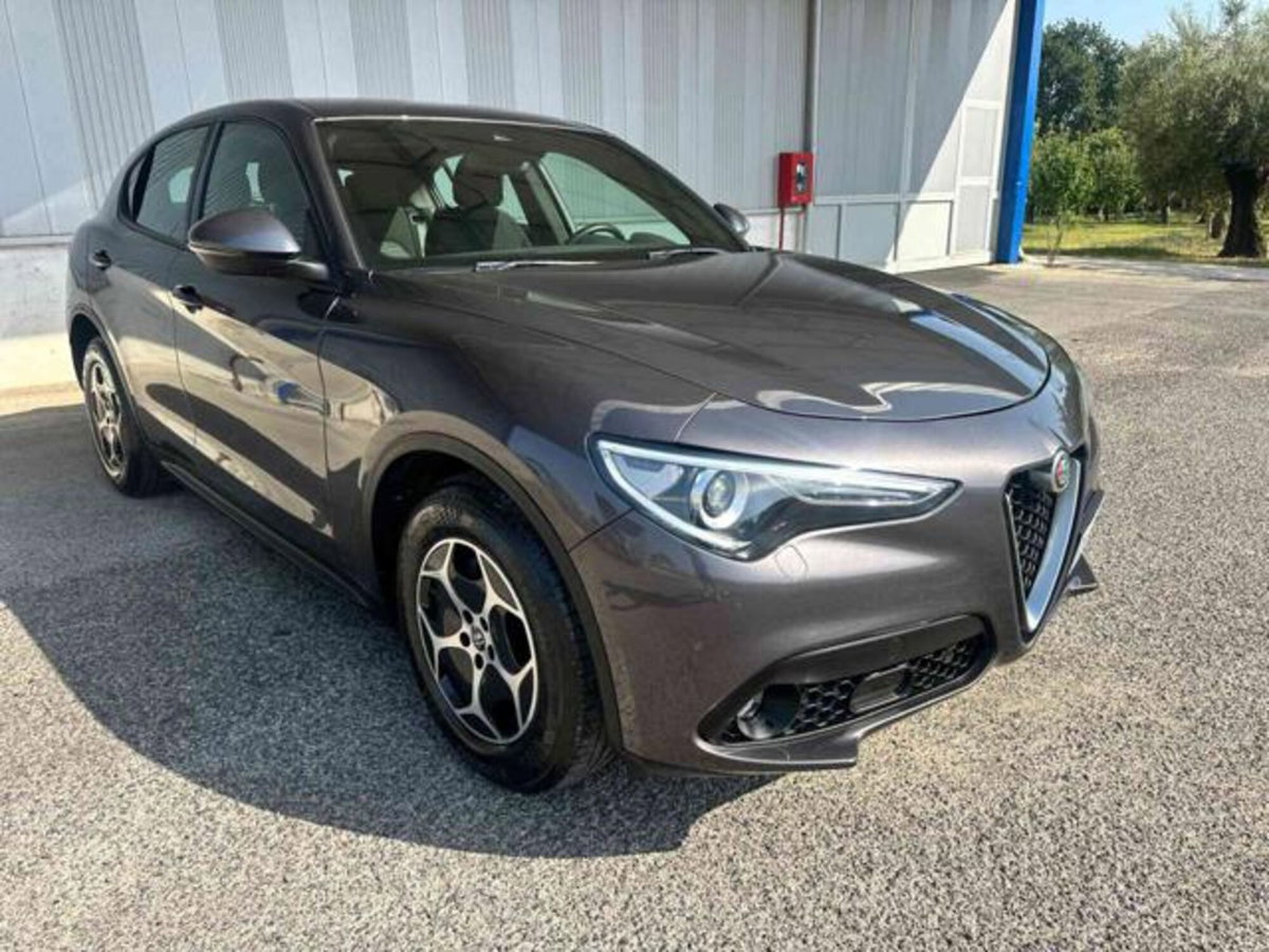 Alfa Romeo Stelvio Stelvio 2.2 Turbodiesel 160 CV AT8 RWD Super Business