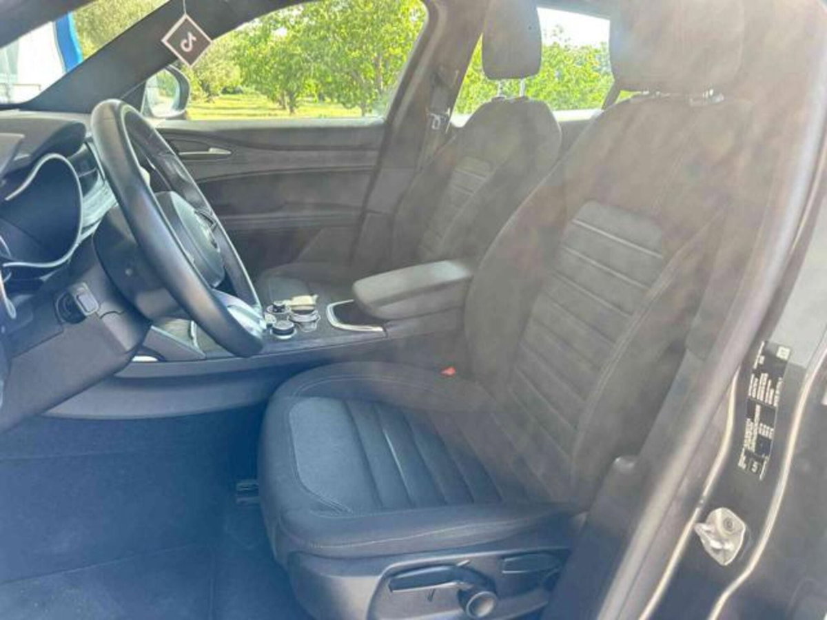 Alfa Romeo Stelvio Stelvio 2.2 Turbodiesel 160 CV AT8 RWD Super Business (10)