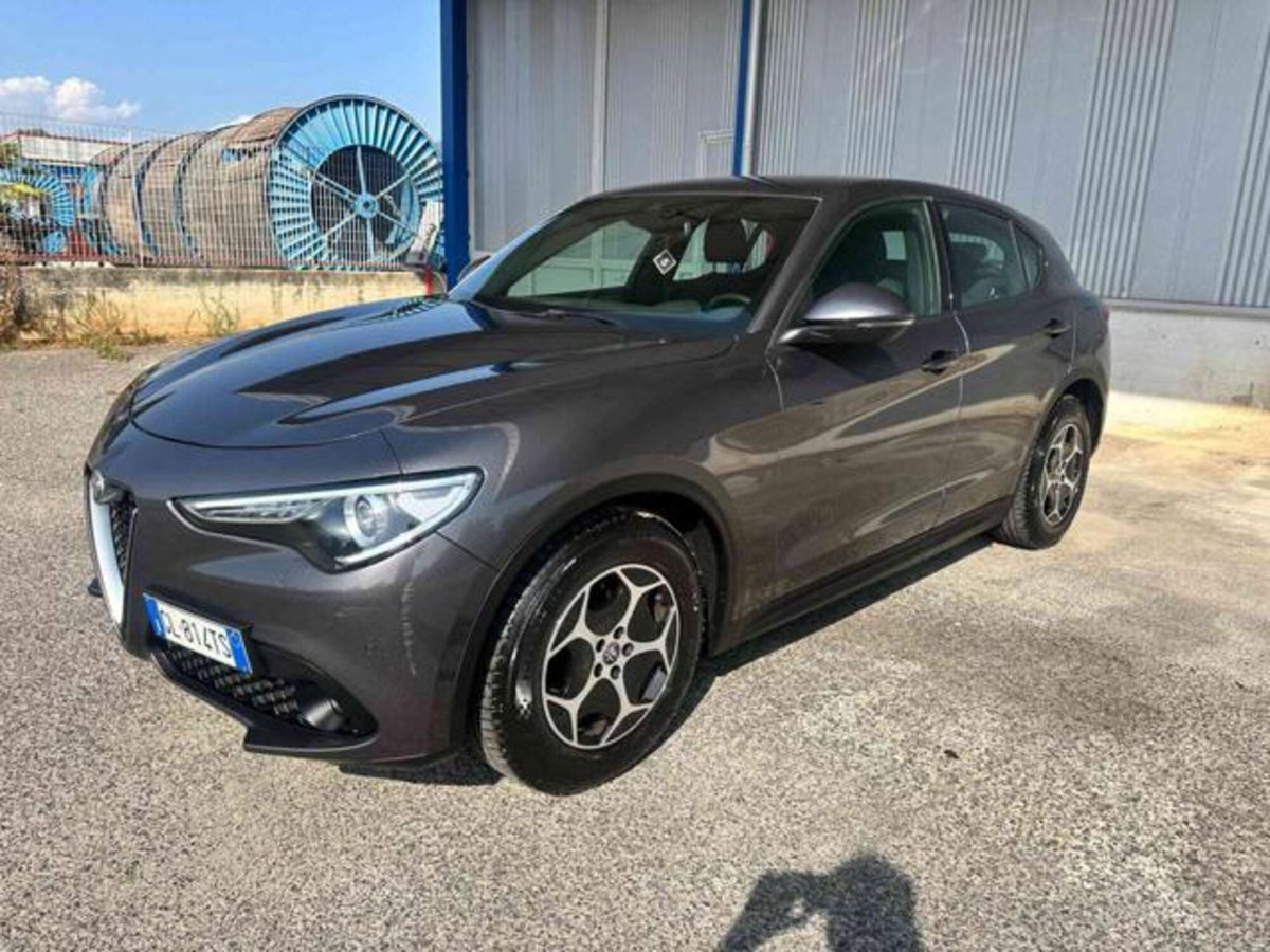 Alfa Romeo Stelvio Stelvio 2.2 Turbodiesel 160 CV AT8 RWD Super Business (2)