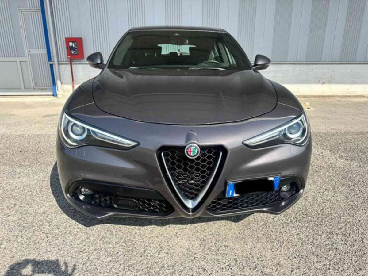 Alfa Romeo Stelvio Stelvio 2.2 Turbodiesel 160 CV AT8 RWD Super Business (3)