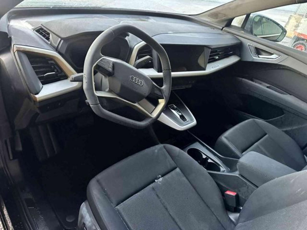 Audi Q4 Q4 40 e-tron Business Advanced (3)