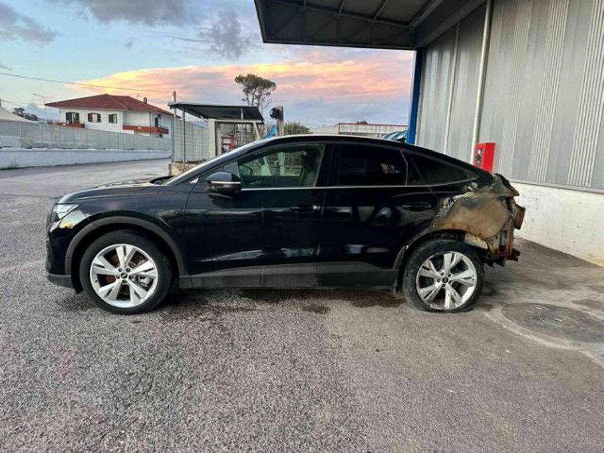 Audi Q4 Q4 40 e-tron Business Advanced (4)