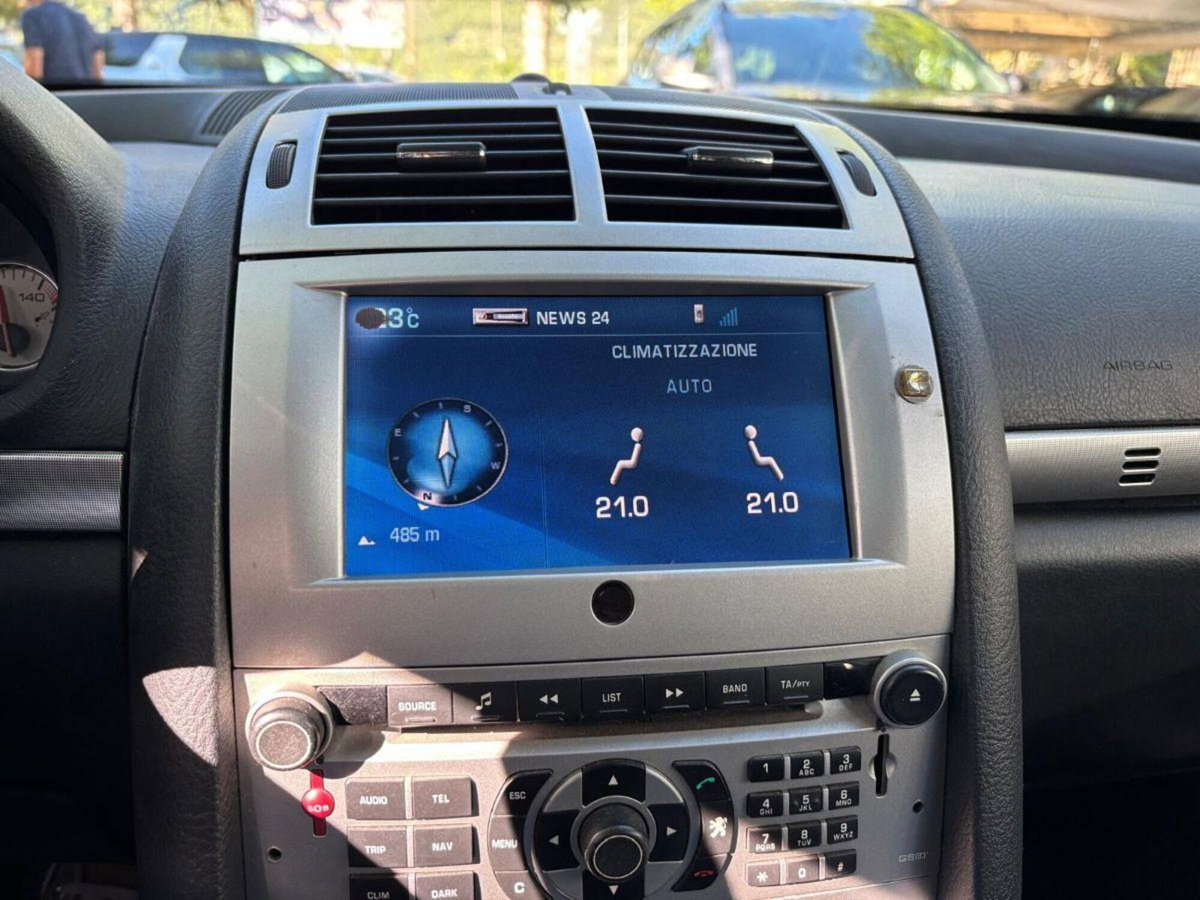 Peugeot 407 SW 2.2 HDi Ciel Tecno (15)