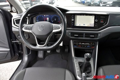 Volkswagen Taigo 1.0 tsi Life 95cv (9)