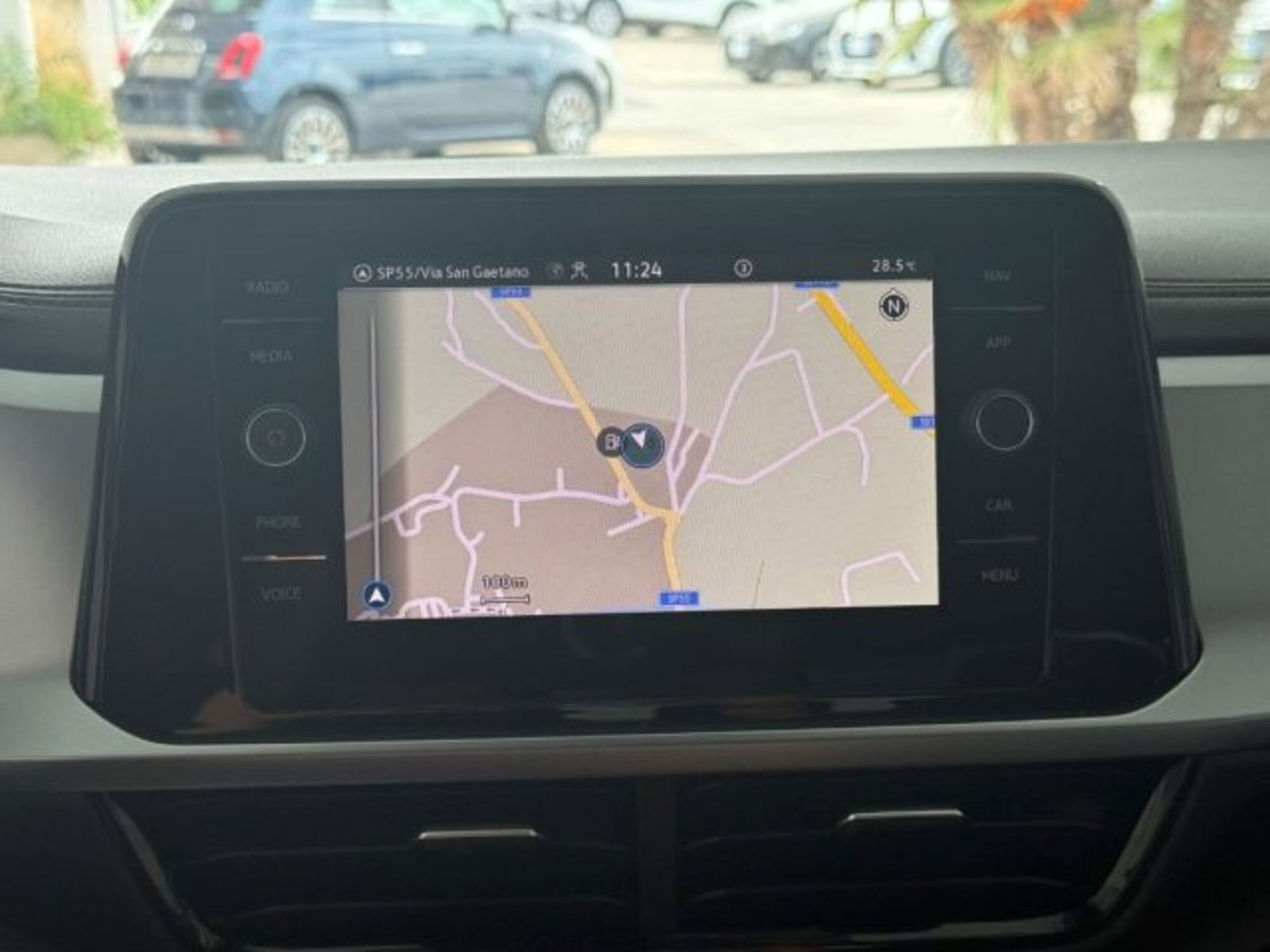 Volkswagen T-Roc 1.5 tsi Life dsg (12)