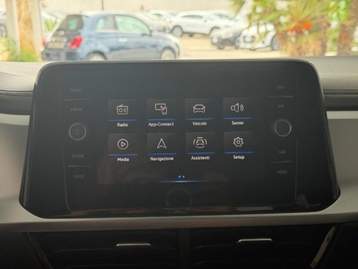 Volkswagen T-Roc 1.5 tsi Life dsg (13)