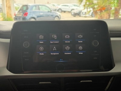Volkswagen T-Roc 1.5 tsi Life dsg (13)