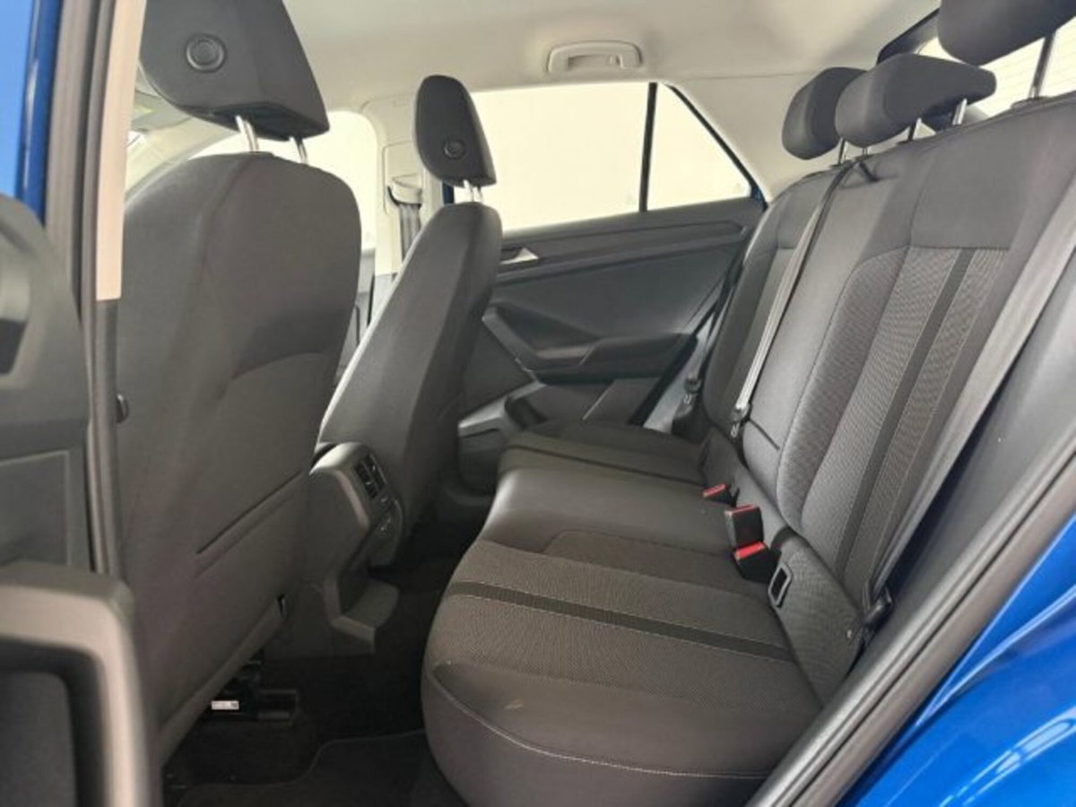 Volkswagen T-Roc 1.5 tsi Life dsg (17)