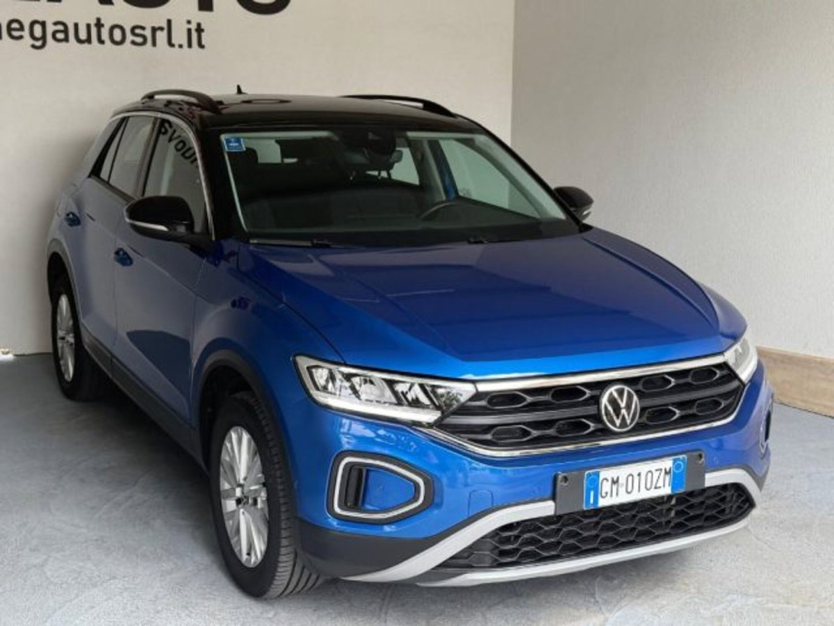Volkswagen T-Roc 1.5 tsi Life dsg (4)