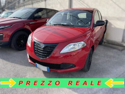 Lancia Ypsilon 1.2 69 CV 5 porte Elefantino usata