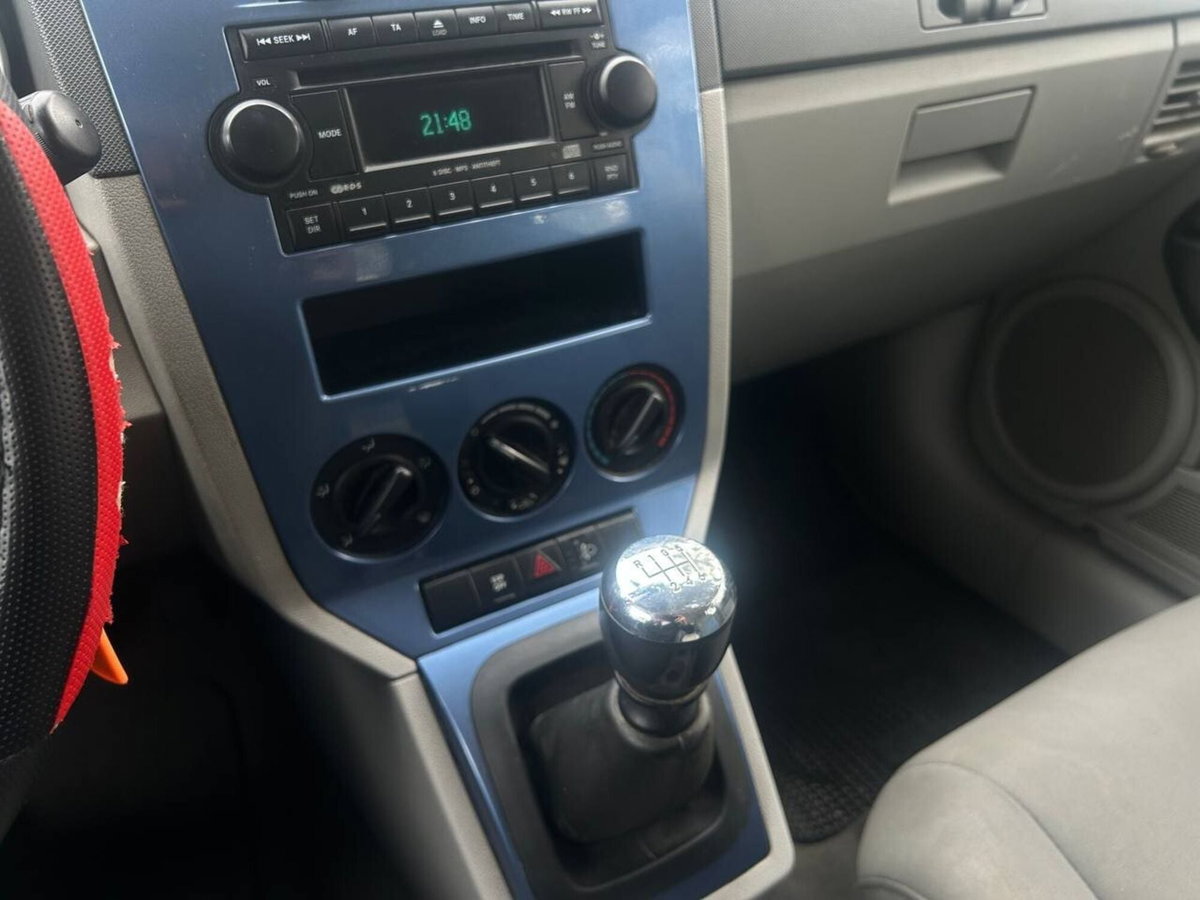 Dodge Caliber 2.0 Turbodiesel SXT Leather (11)