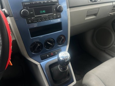 Dodge Caliber 2.0 Turbodiesel SXT Leather (11)