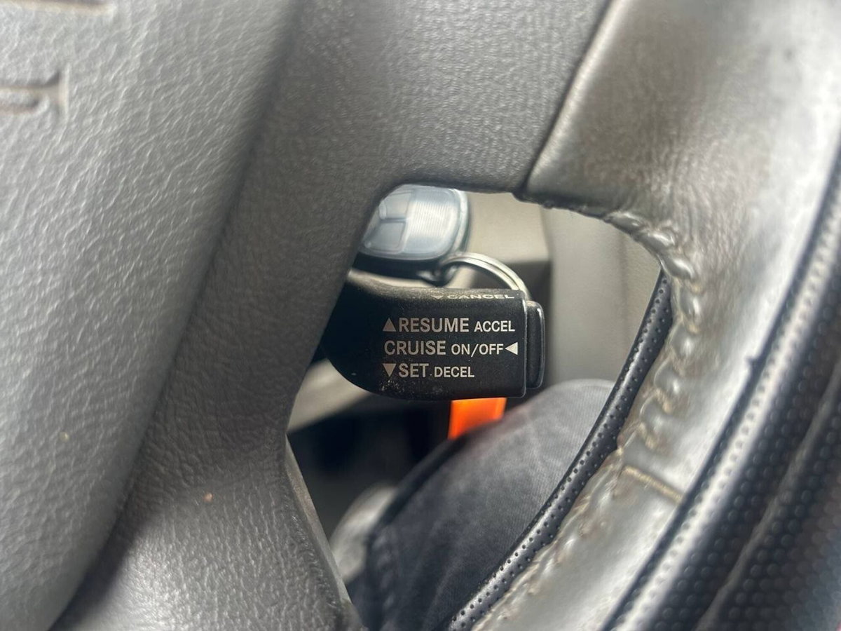 Dodge Caliber 2.0 Turbodiesel SXT Leather (14)