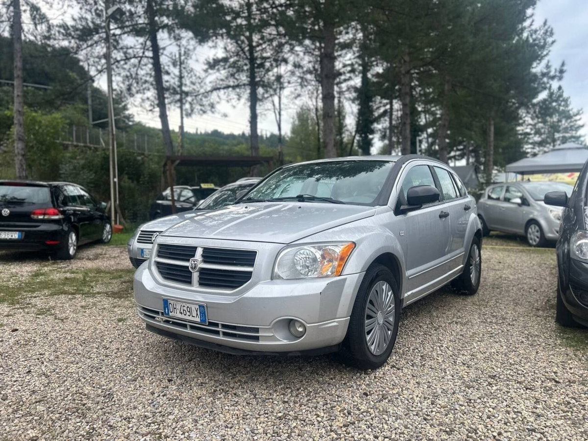 Dodge Caliber 2.0 Turbodiesel SXT Leather (3)