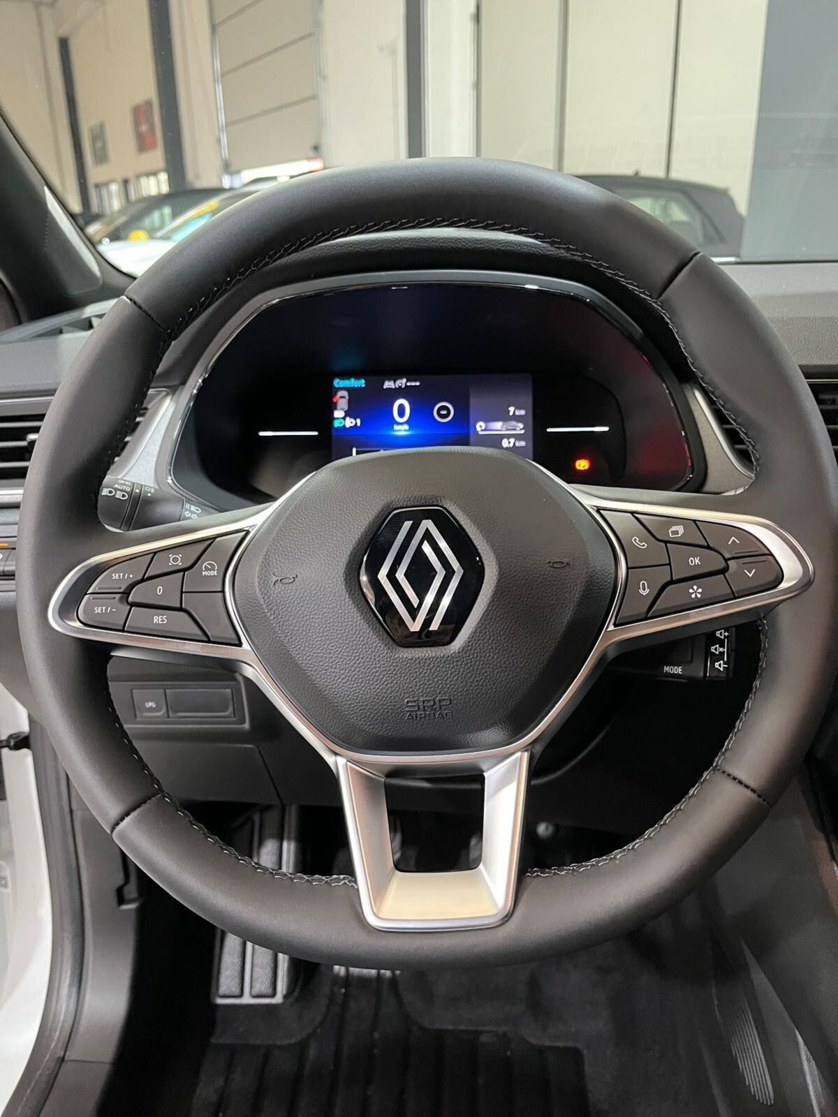 Renault Captur 1.0 eco-g Techno 100cv (18)