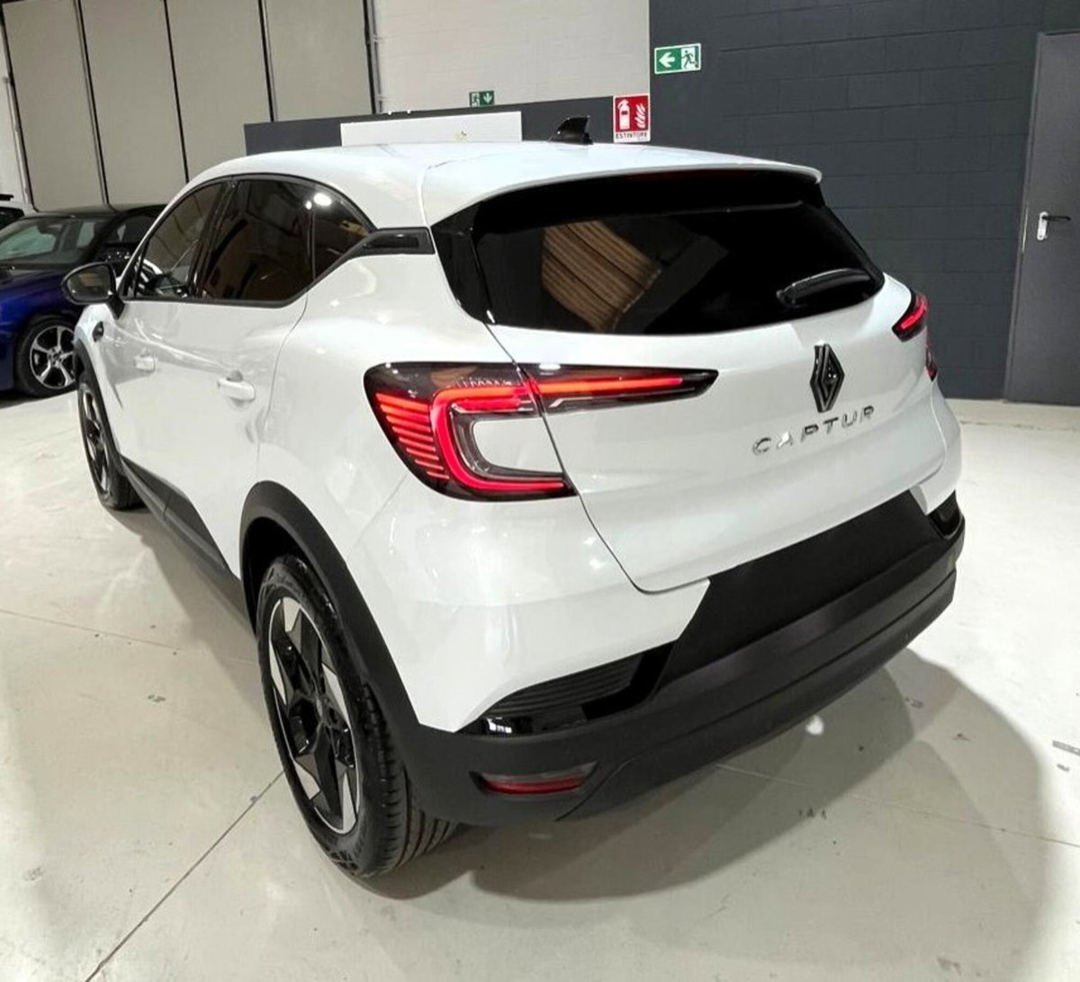 Renault Captur 1.0 eco-g Techno 100cv (9)